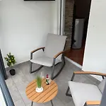 Maja Apartment *
