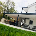 Apartment Maja *